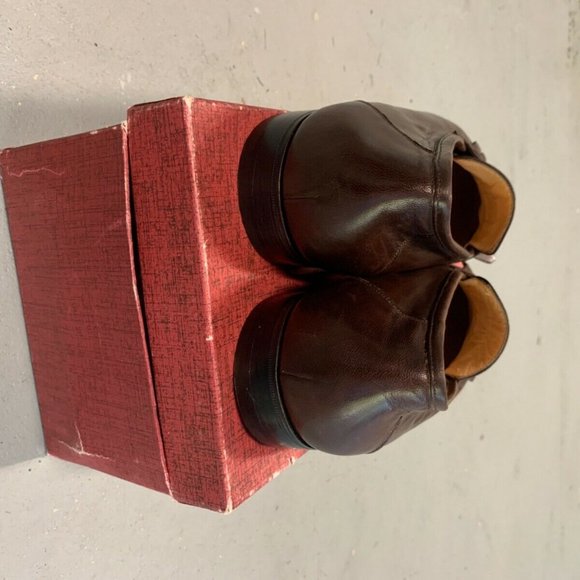 NEVER WORN VINTAGE Salvatore Ferragamo Firenze